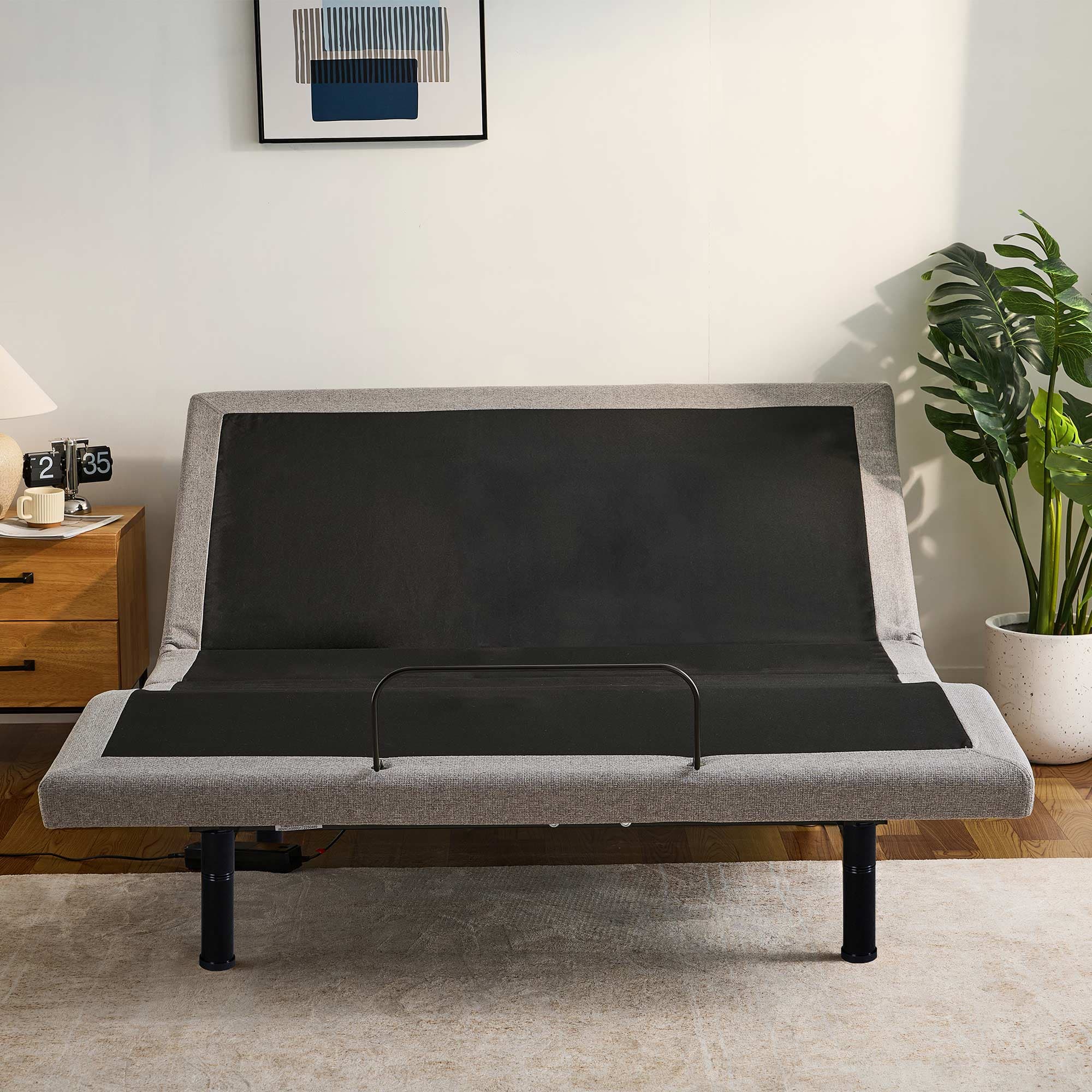 Lifestyle image of the  Mlily Irecover Elite Adjustable Base Qb from Forty Winks