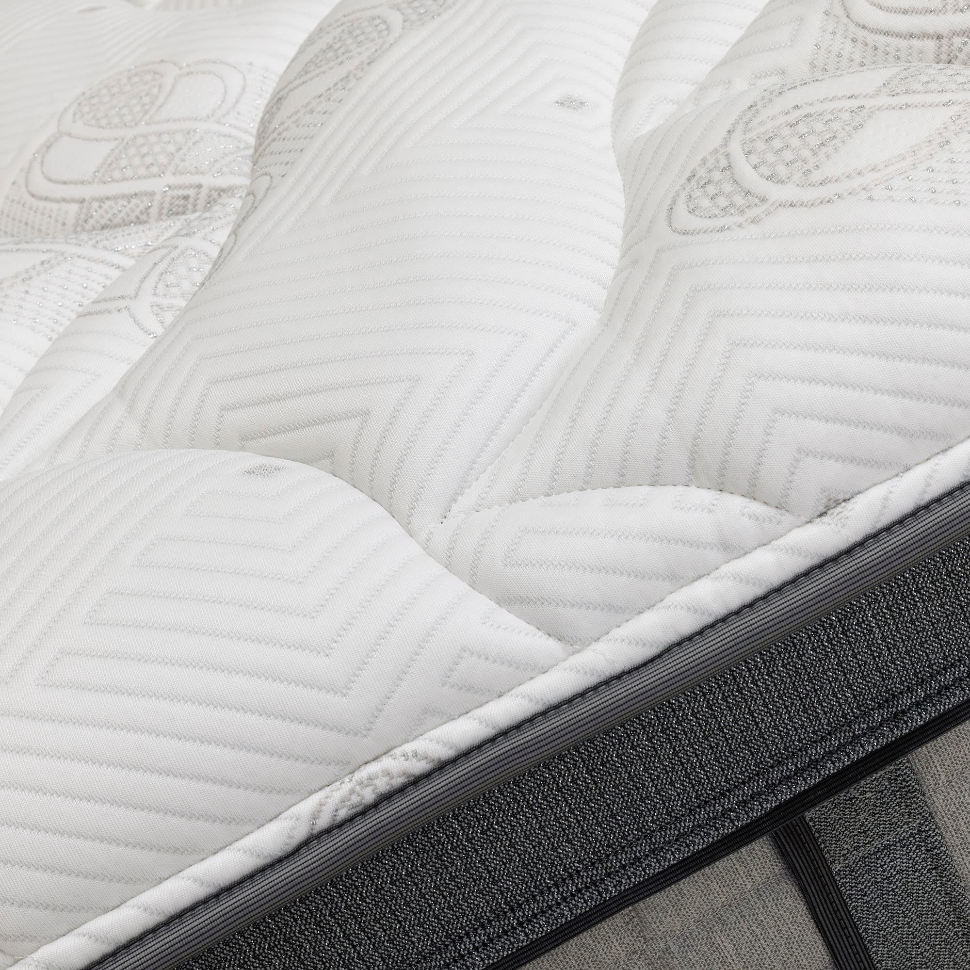 Lifestyle image of the  Exquisite Aspen  Luxury Suite  Sb Mattress from Forty Winks