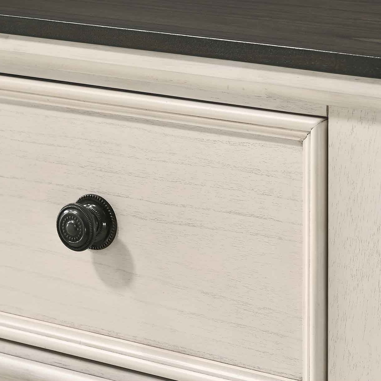 Detail image of the Whitehaven Tallboy from Forty Winks