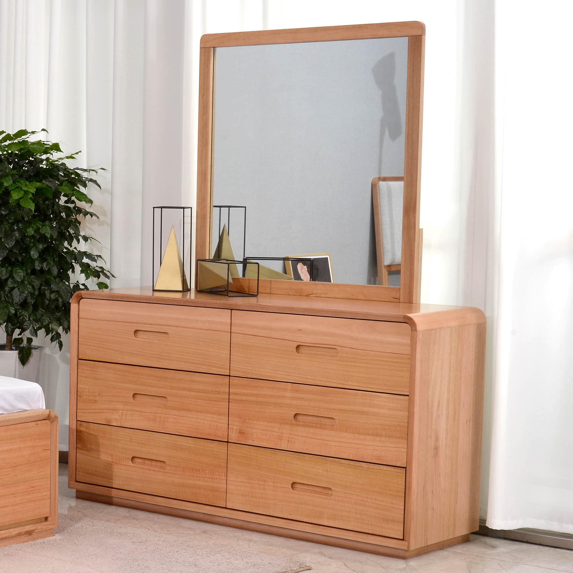 Lifestyle image of the Valentine Mirror from Forty Winks